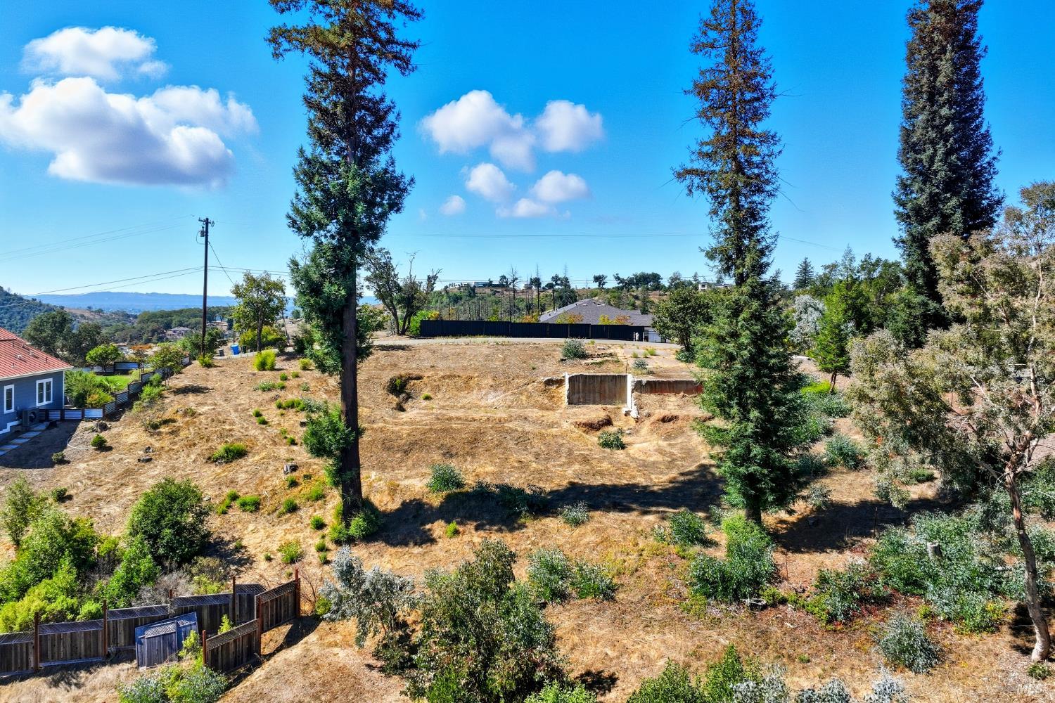 1436 Lorraine Way Santa Rosa, CA 95404 - Photo 11 of 14 a aerial view of a house with a yard