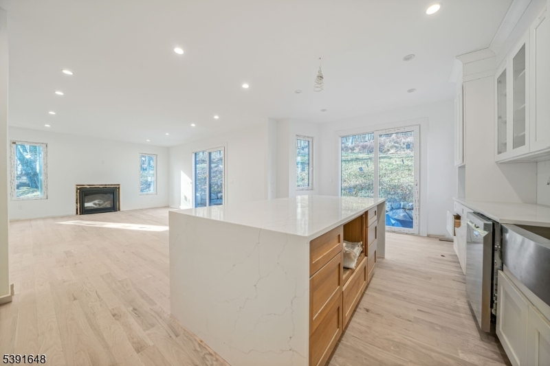 85 Pine Brook Road Montville, NJ 07082 - Photo 8 of 29