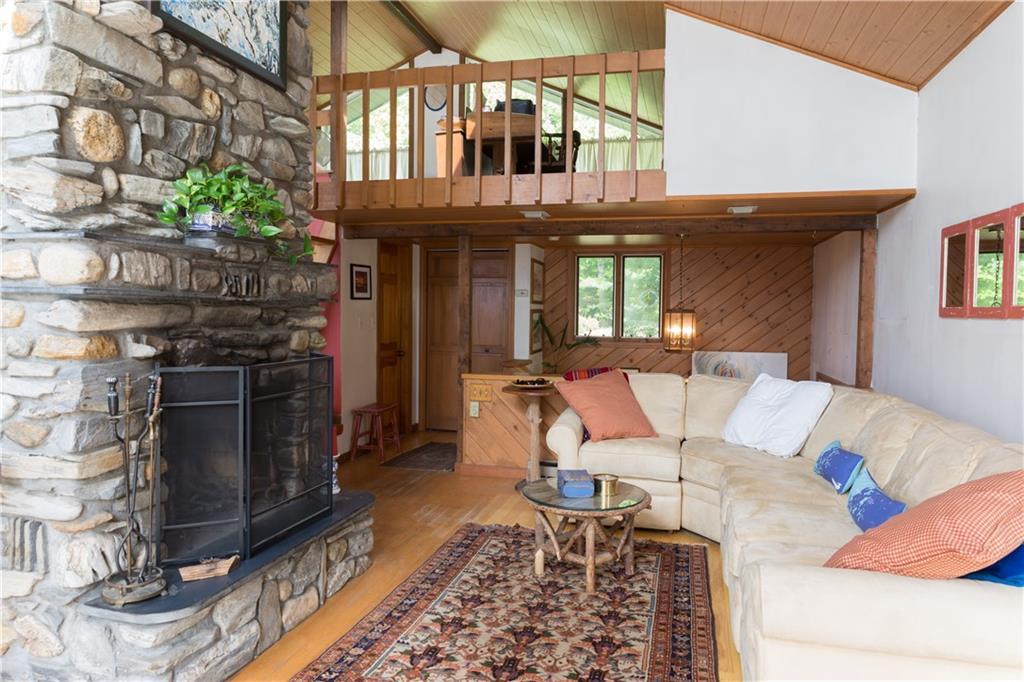 33 Bluff Head Road Chebeague Island, ME 04017 - Photo 7 of 19 Photo
