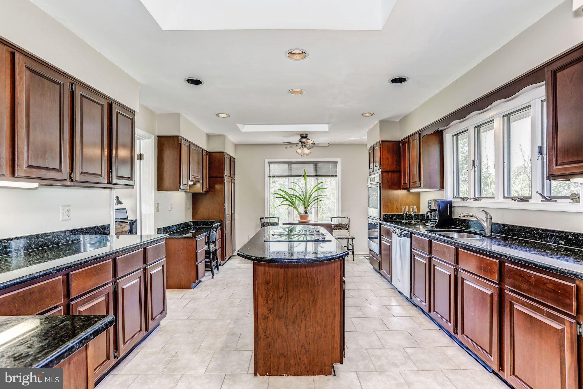 3846 Ashville Road Delaplane, VA 20144 - Photo 13 of 29 Kitchen