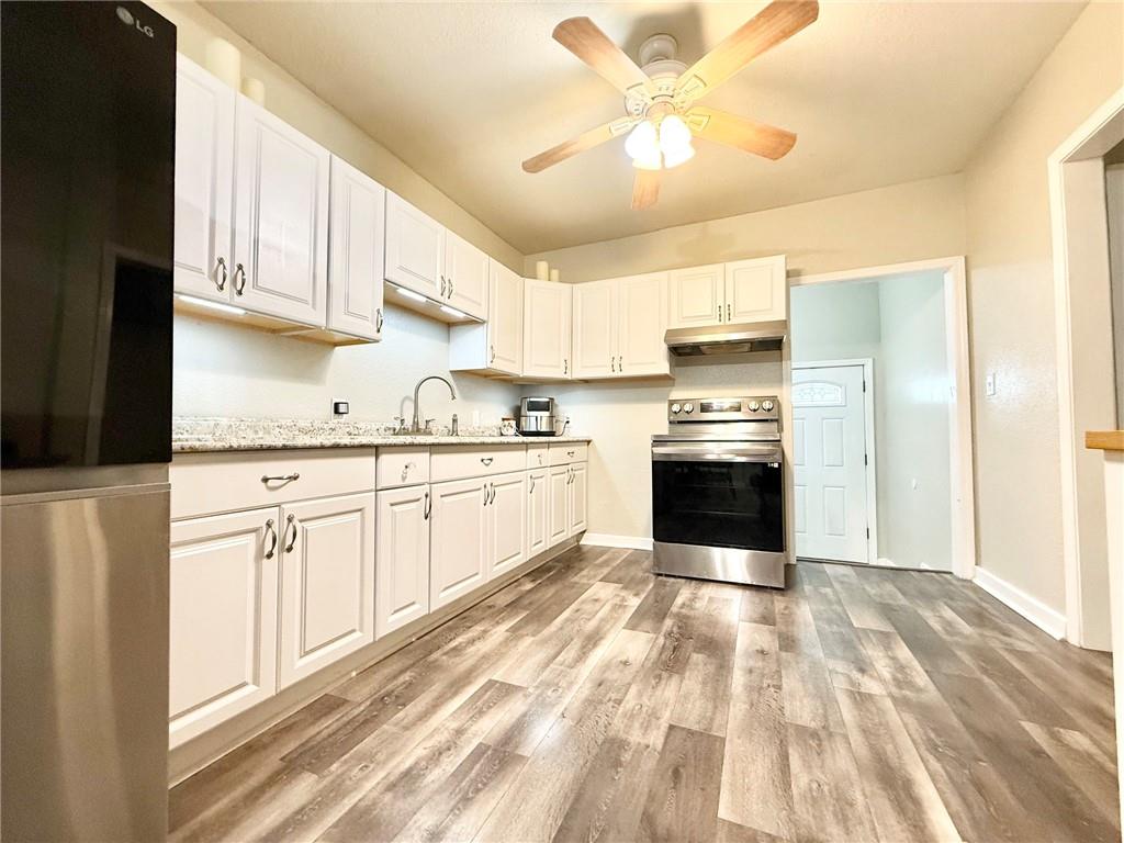 1831 Oneida Street Lexington, MO 64067 - Photo 10 of 35