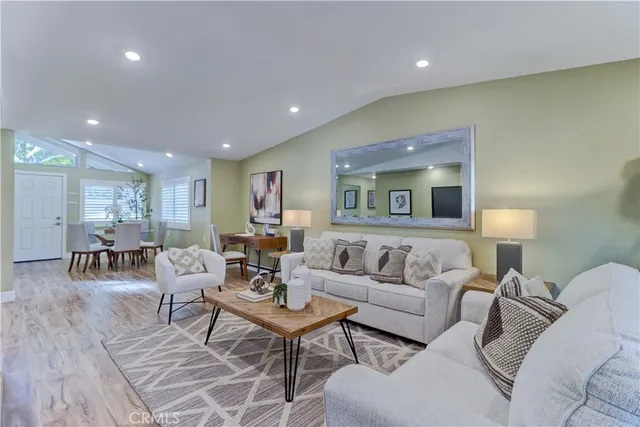 $550,000 | 430 Avenida Sevilla, Unit B, Laguna Woods, CA 92637