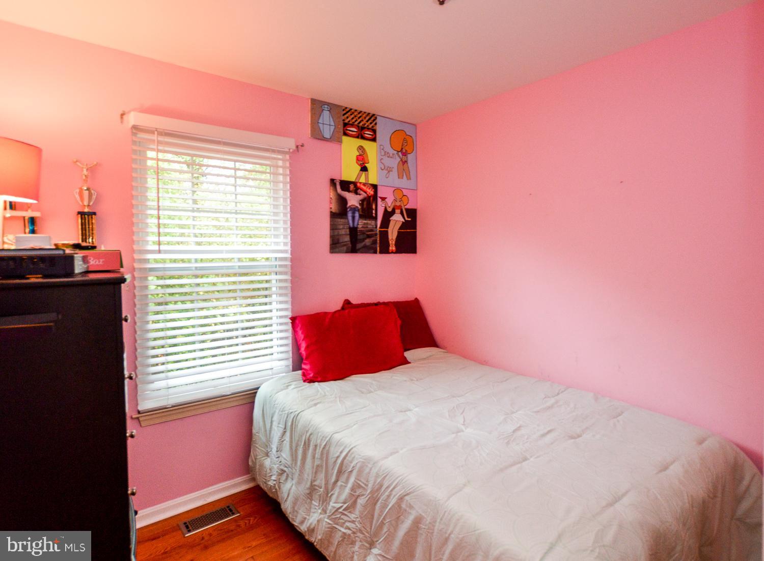 8534 Ritchboro Road District Heights, MD 20747 - Photo 25 of 40 3rd Bedroom