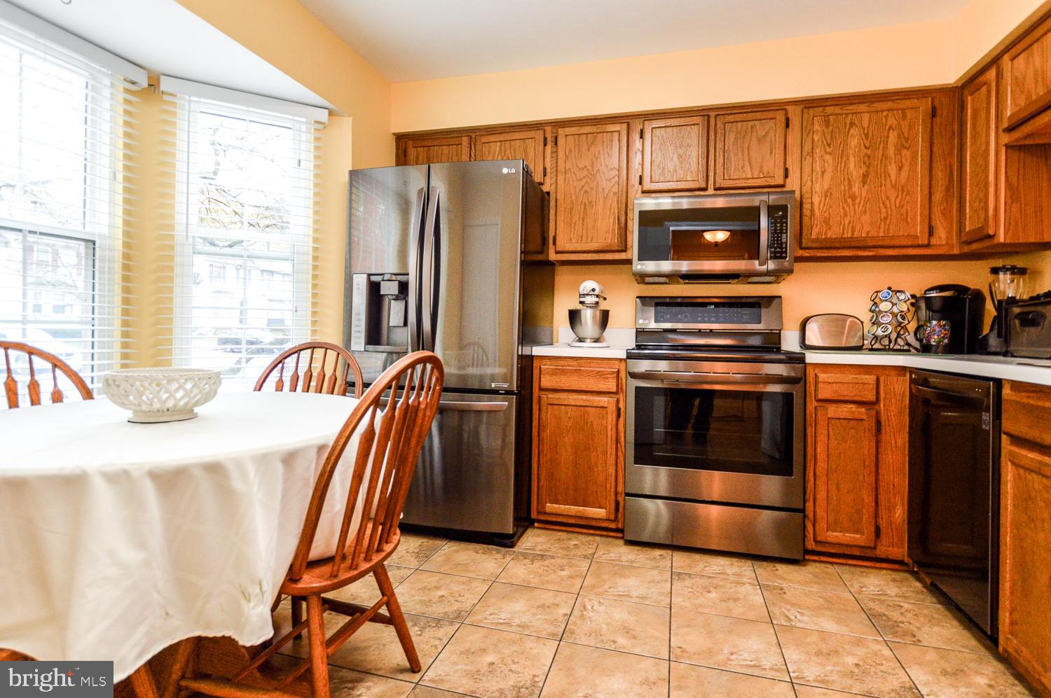 8534 Ritchboro Road District Heights, MD 20747 - Photo 4 of 40