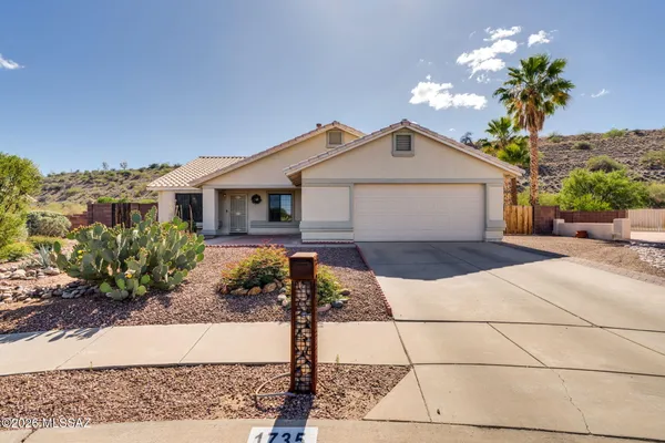 $410,000 | 1735 West Avenida De Amelia, Sahuarita, AZ 85629