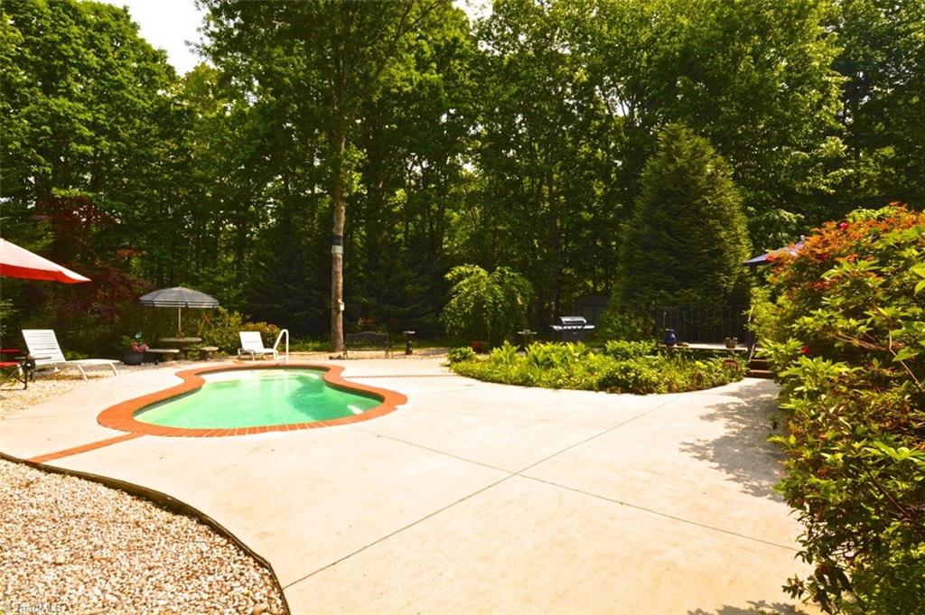 109 Mersey Road Greensboro, NC 27406 - Photo 26 of 28 Gallery Image 26