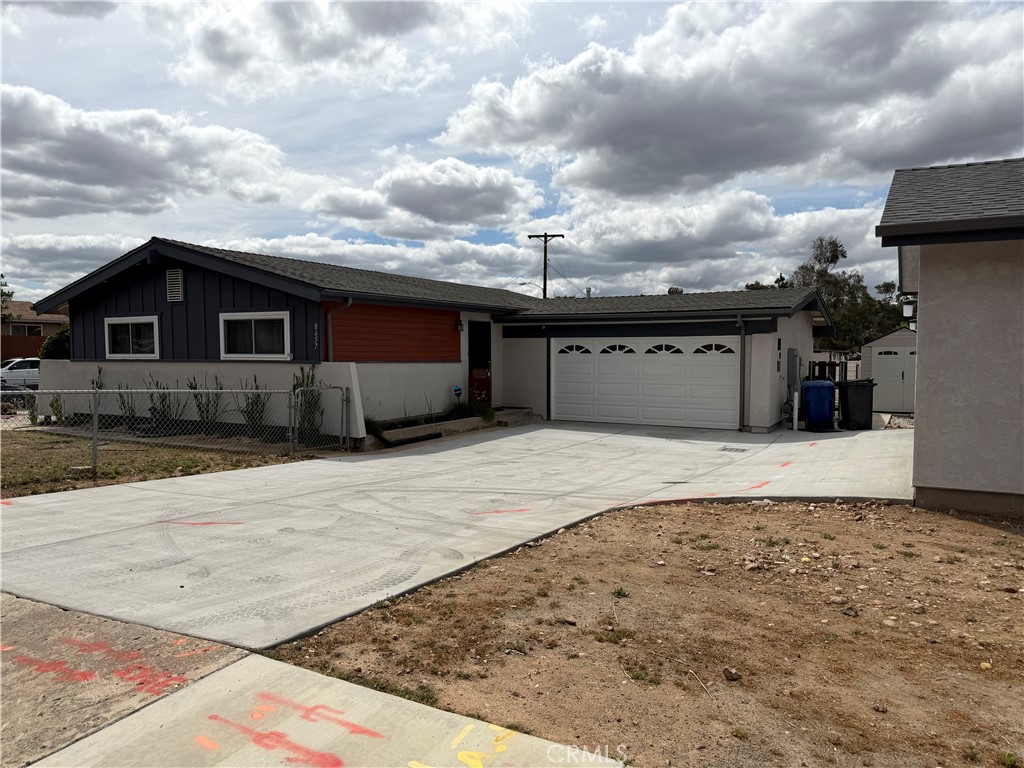 8657 Rumson Drive Santee, CA 92071 - Photo 5 of 65 fresh paint outside througout