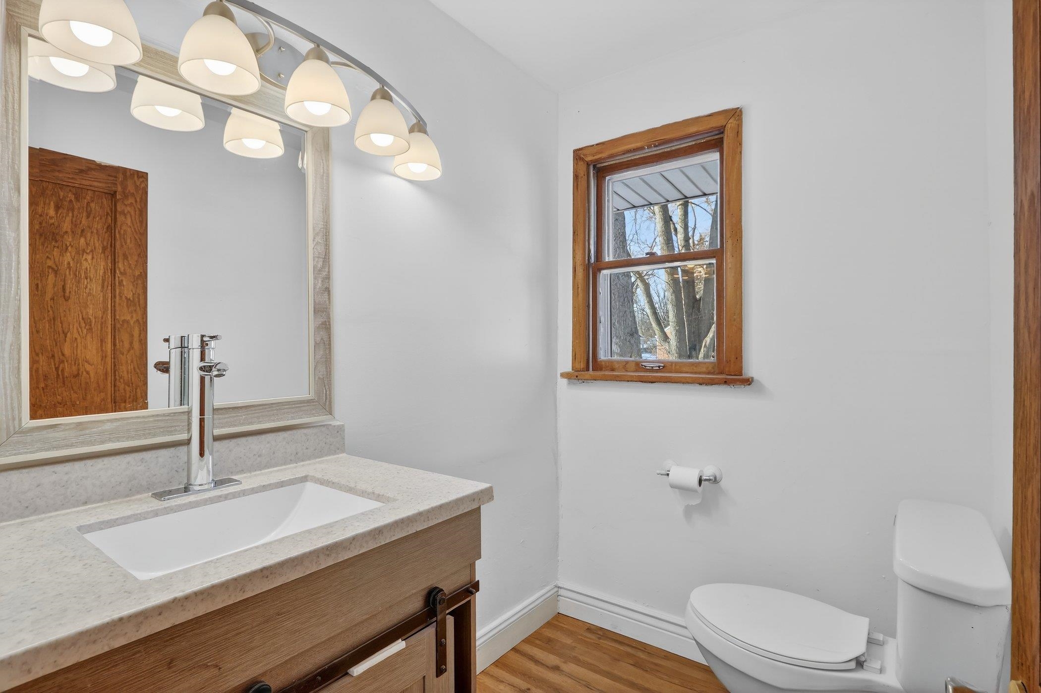 406 Bayliss Avenue Rockford, IL 61101 - Photo 14 of 29