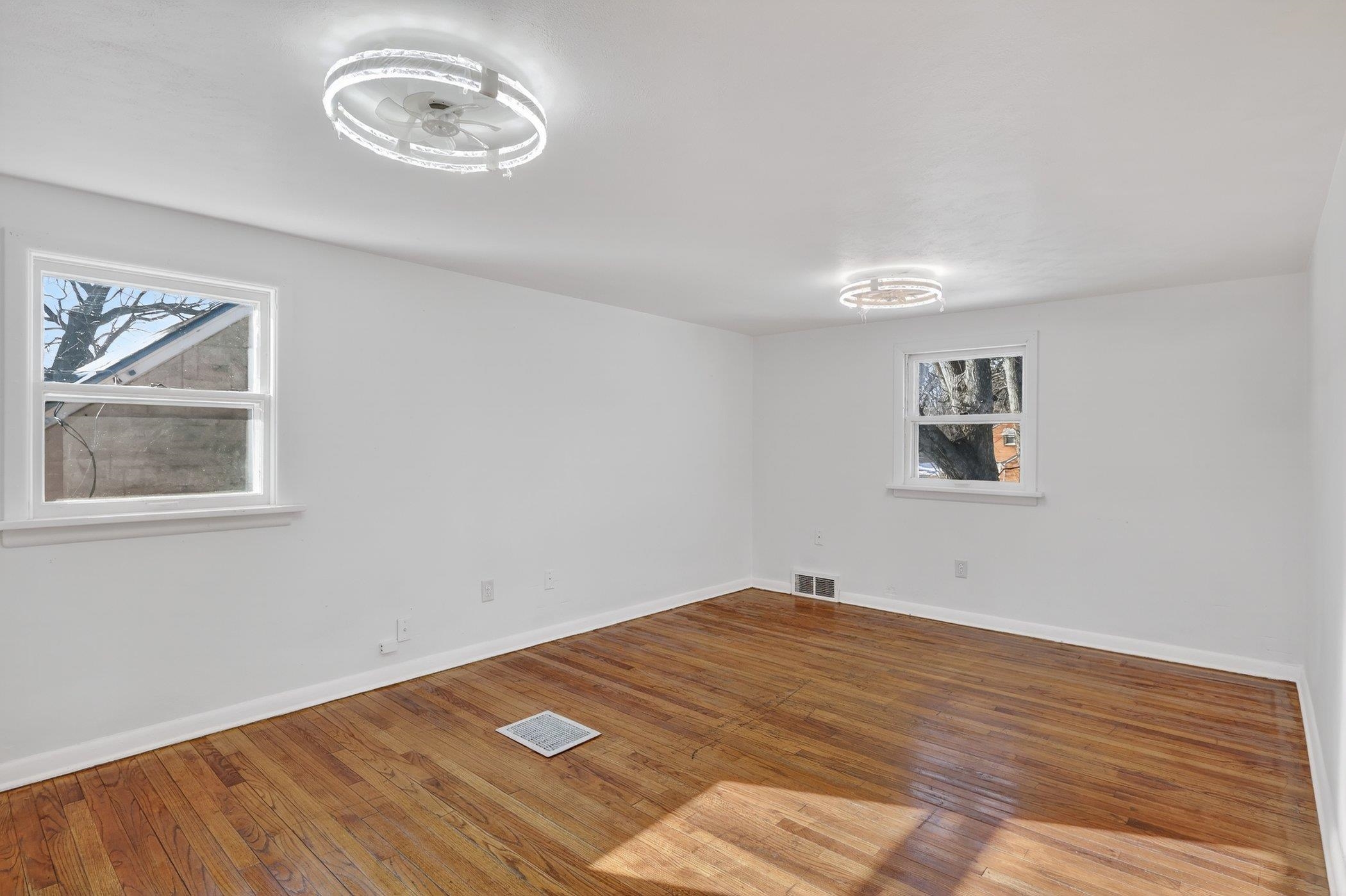 406 Bayliss Avenue Rockford, IL 61101 - Photo 20 of 29