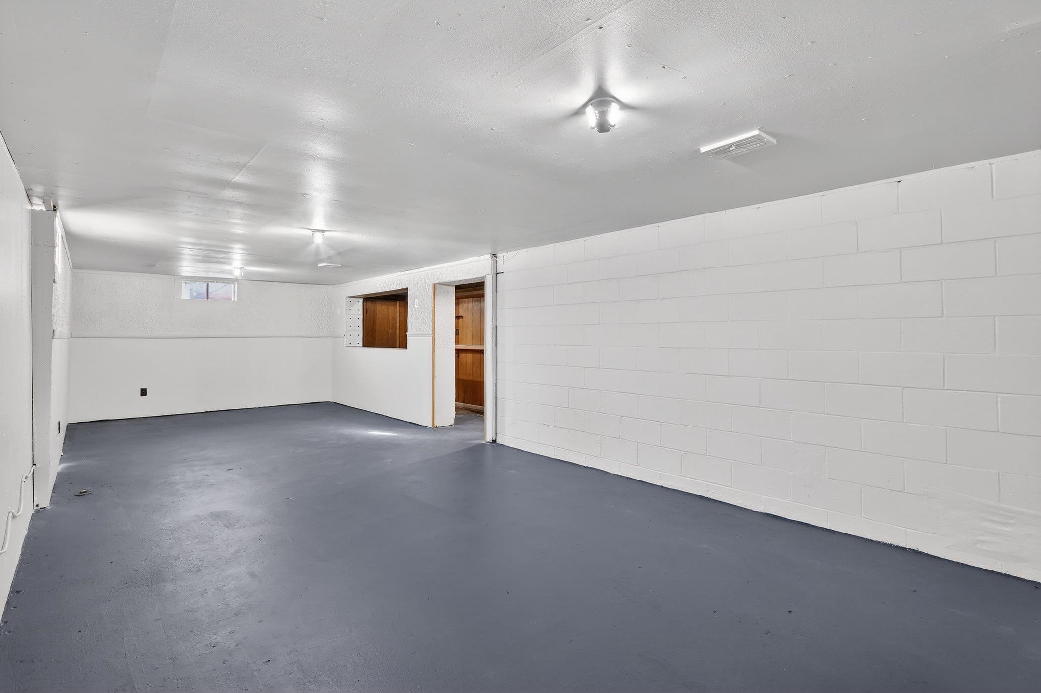 406 Bayliss Avenue Rockford, IL 61101 - Photo 25 of 29