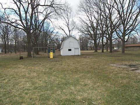 3097 North Belsay Road Flint, MI 48506 - Photo 15 of 17 20195945-14.JPG