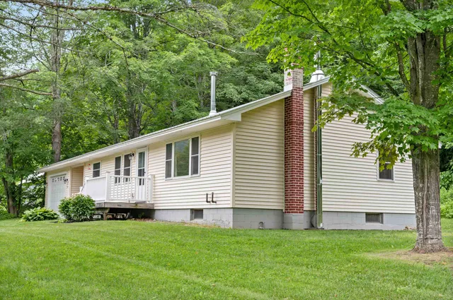 $359,000 | 919 Vermont Rte 100, Rochester, VT 05767