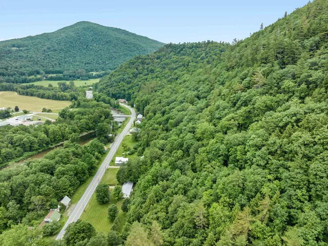 $359,000 | 919 Vermont Rte 100, Rochester, VT 05767