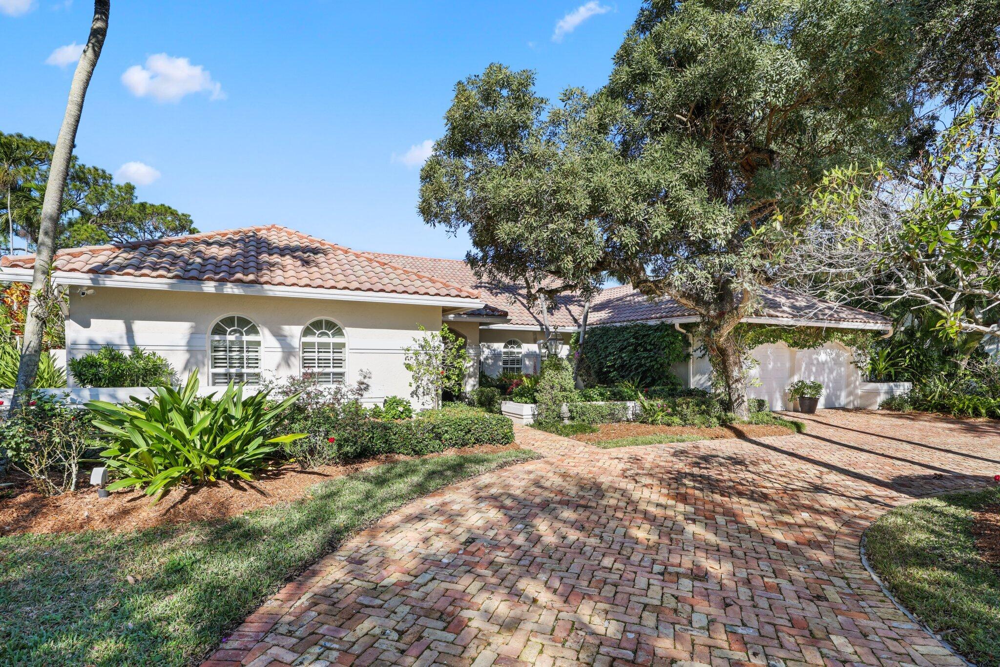 2865 Banyan Blvd Circle Northwest Boca Raton, FL 33431 - Photo 4 of 76 2865 Banyan Boulevard Cir - 6.jpg-SMALL