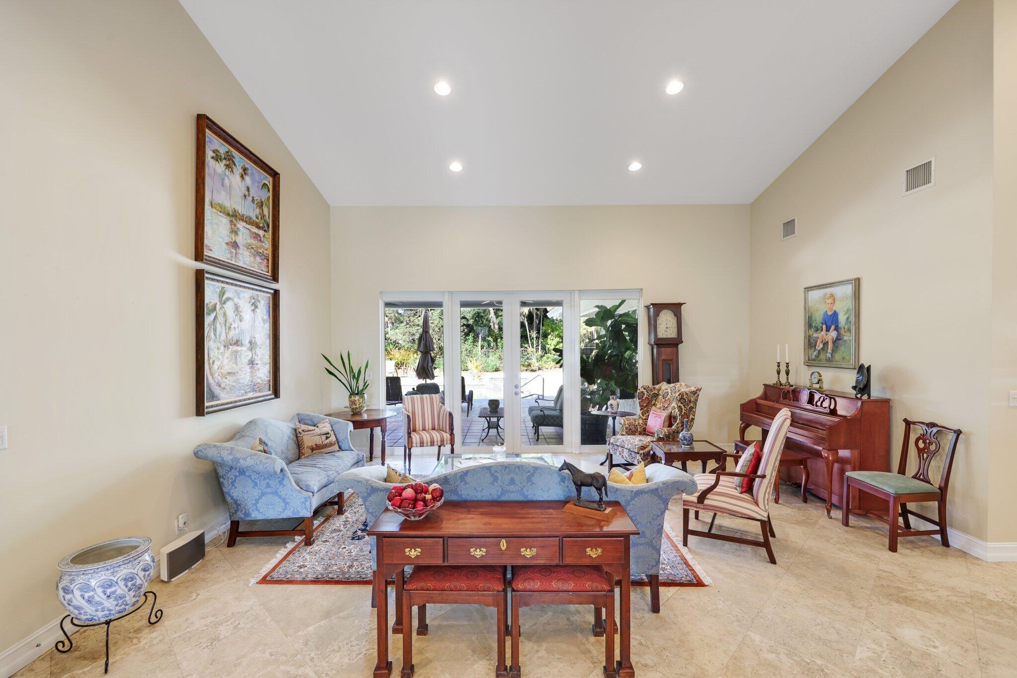 2865 Banyan Blvd Circle Northwest Boca Raton, FL 33431 - Photo 9 of 76 2865 Banyan Boulevard Cir - 17.jpg-SMALL