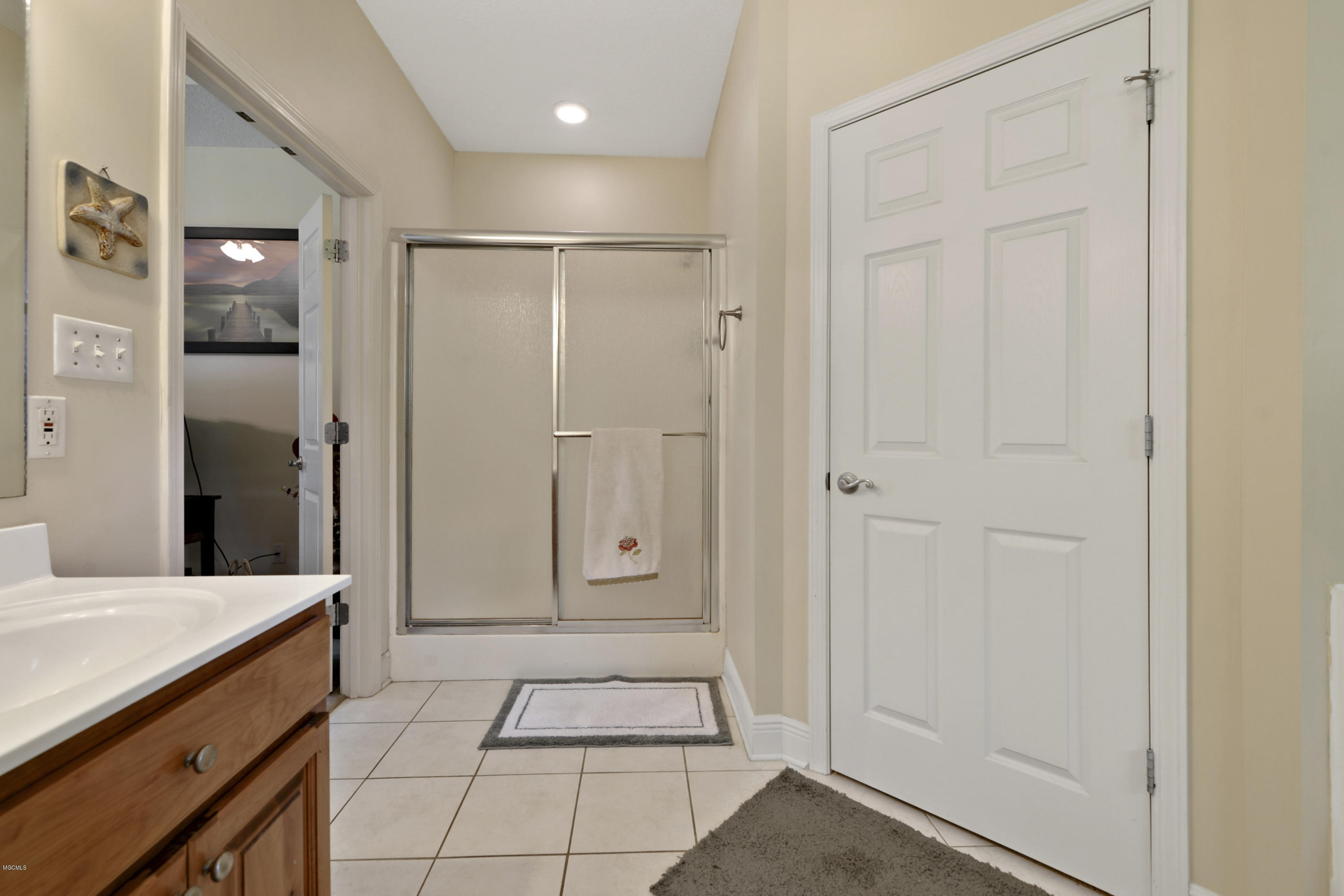 6428 Poco Road Ocean Springs, MS 39564 - Photo 13 of 28 master bath 3