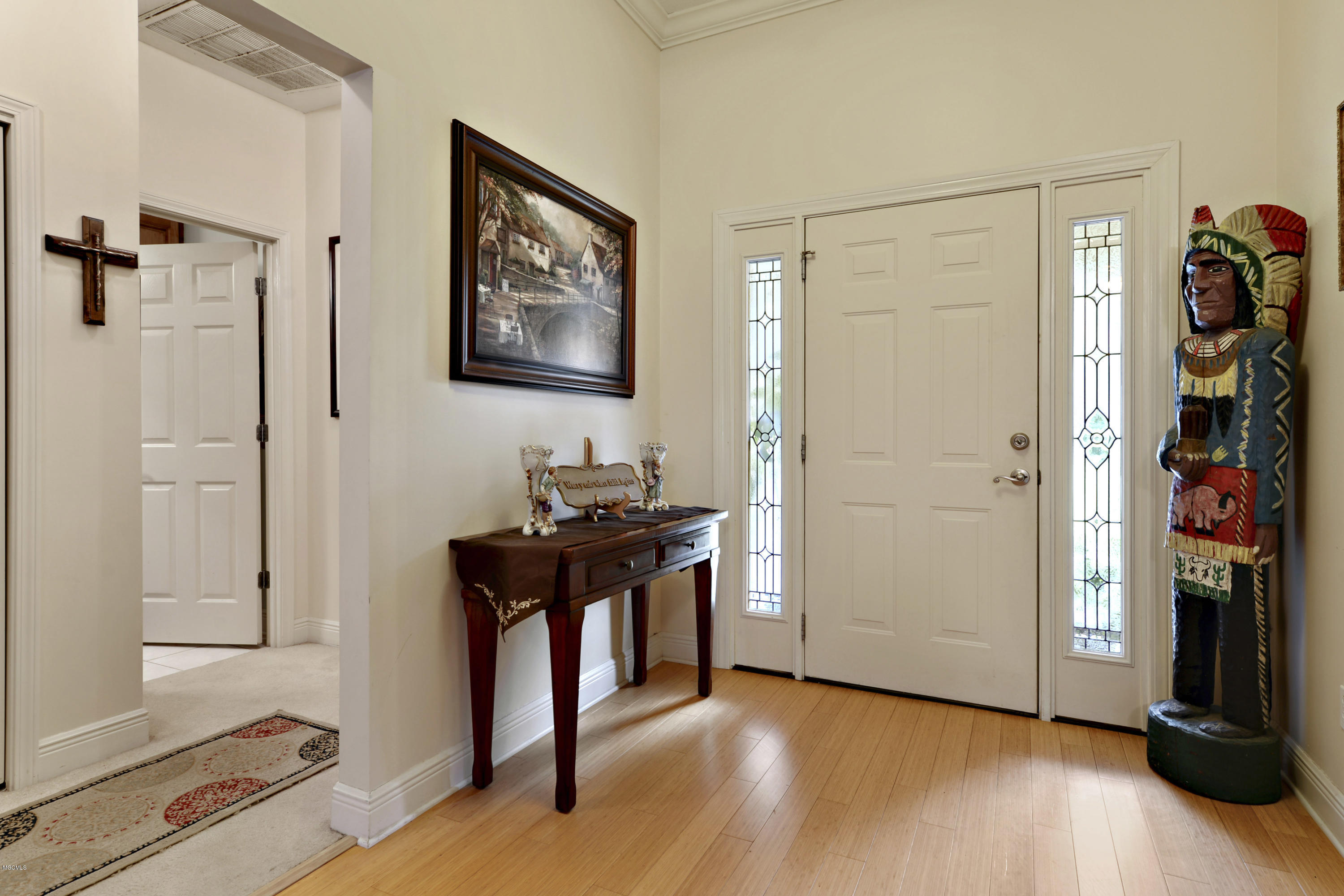 6428 Poco Road Ocean Springs, MS 39564 - Photo 2 of 28 entry foyer