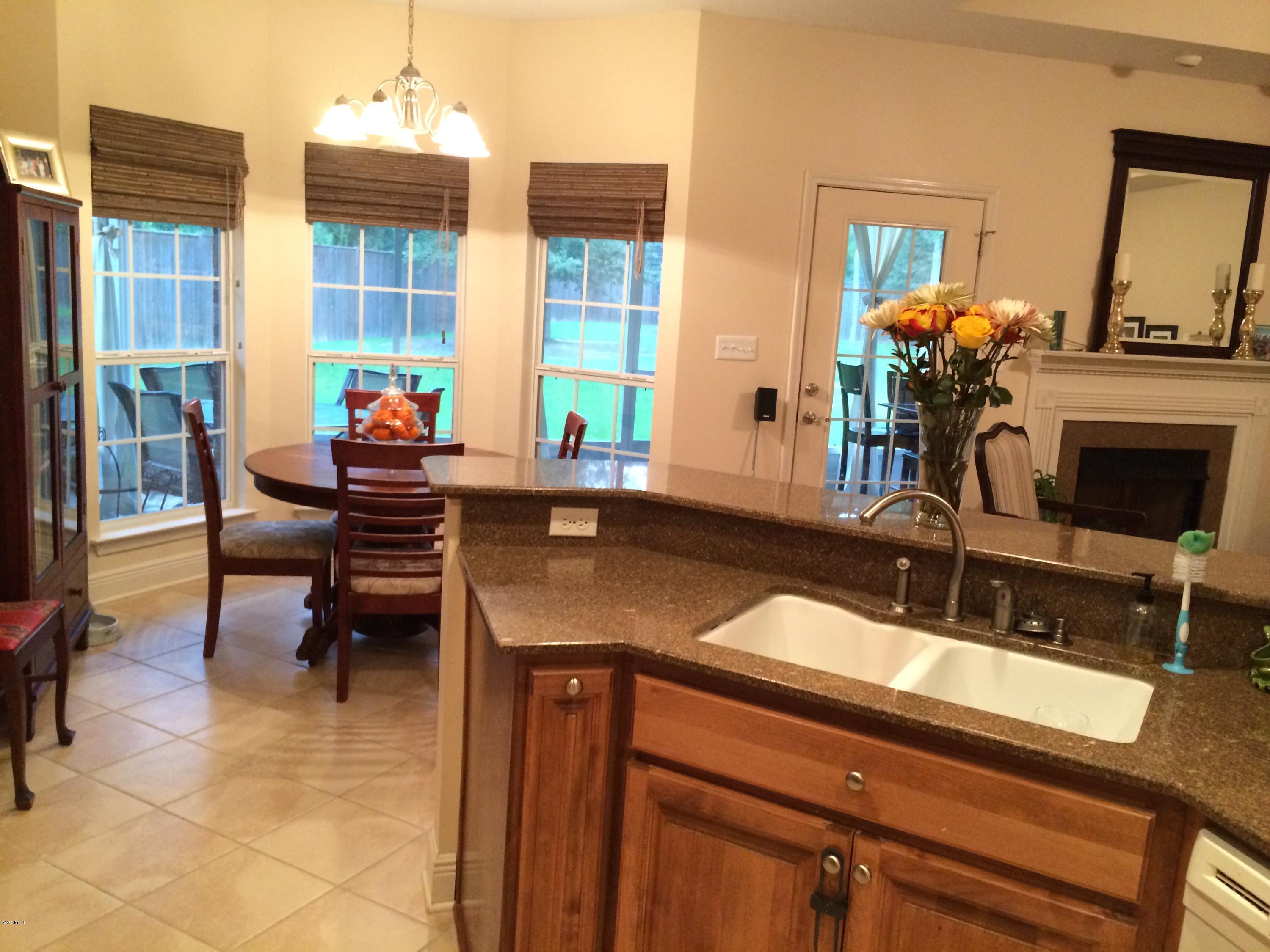 6428 Poco Road Ocean Springs, MS 39564 - Photo 21 of 28 breakfast nook