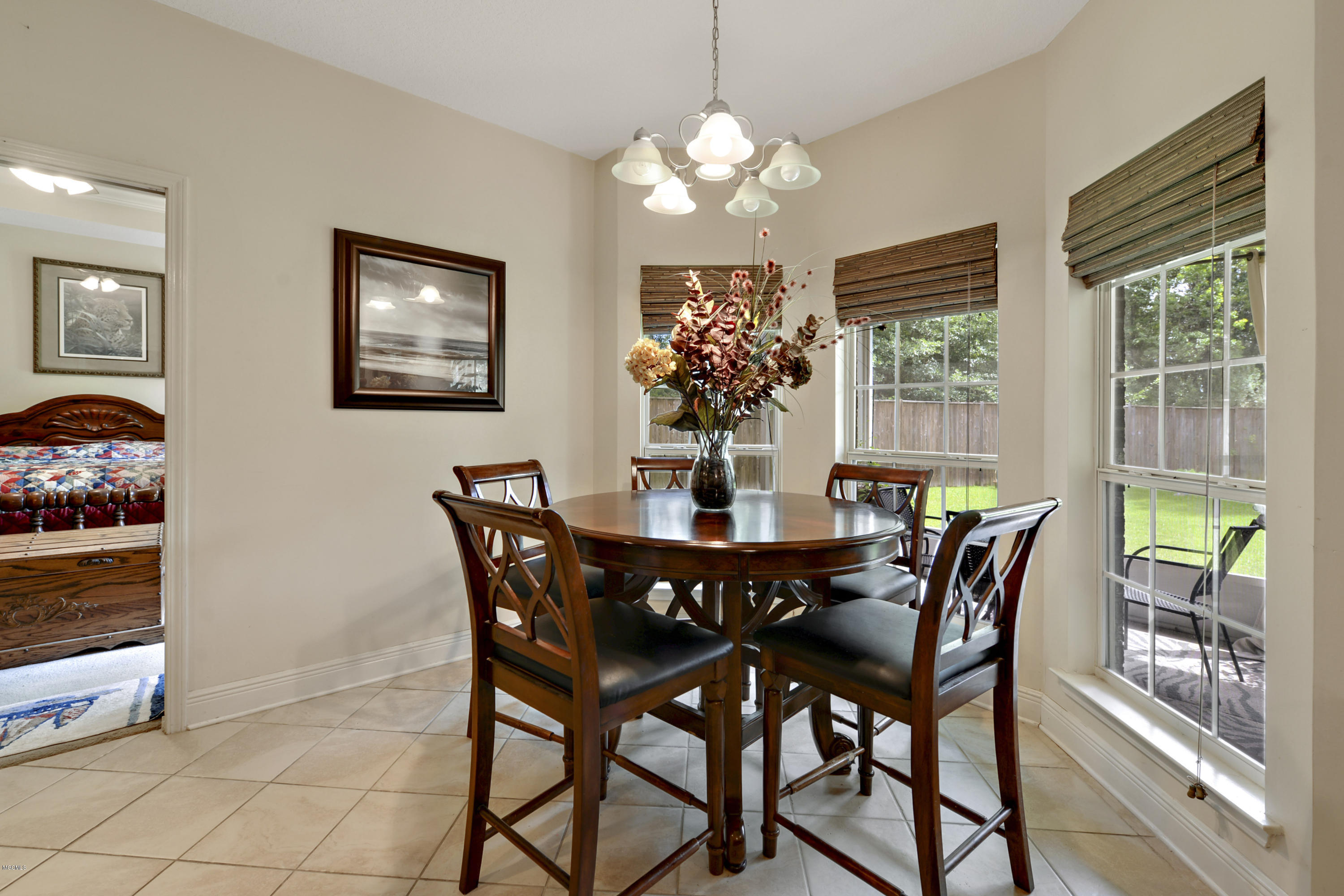 6428 Poco Road Ocean Springs, MS 39564 - Photo 8 of 28 dining