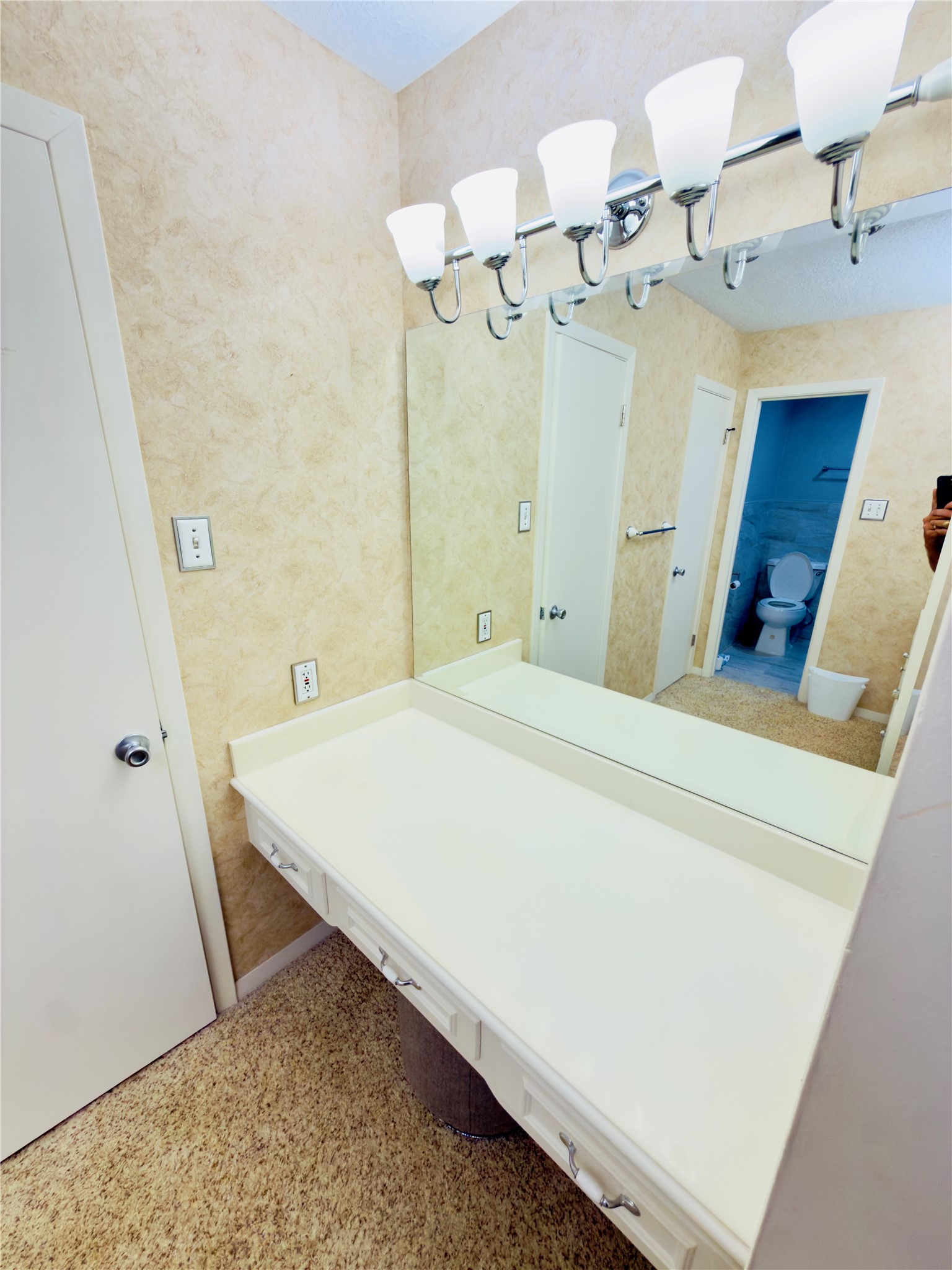 4804 Country Club View Baytown, TX 77521 - Photo 26 of 38 Primary Bath