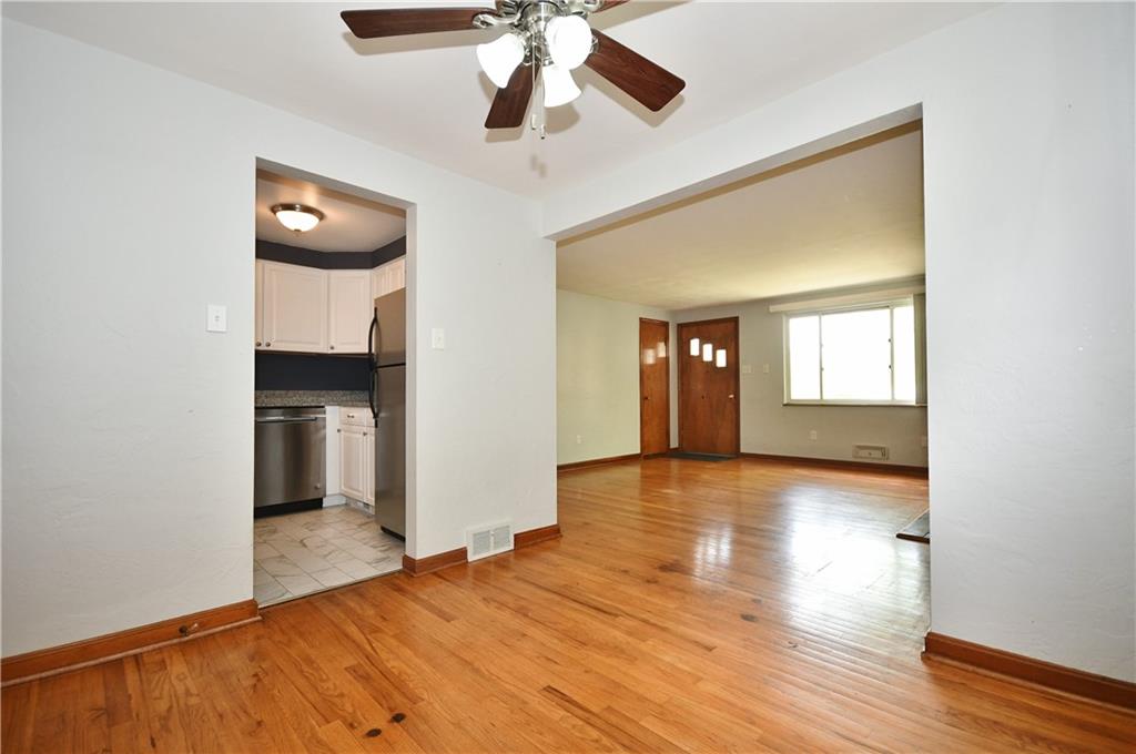 1939 Borland Road Pittsburgh, PA 15243 - Photo 6 of 25