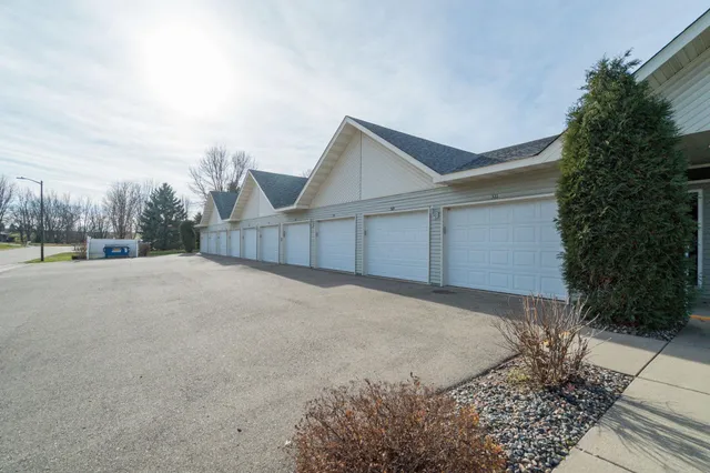 $229,900 | 505 2nd Avenue Southwest, Lonsdale, MN 55046