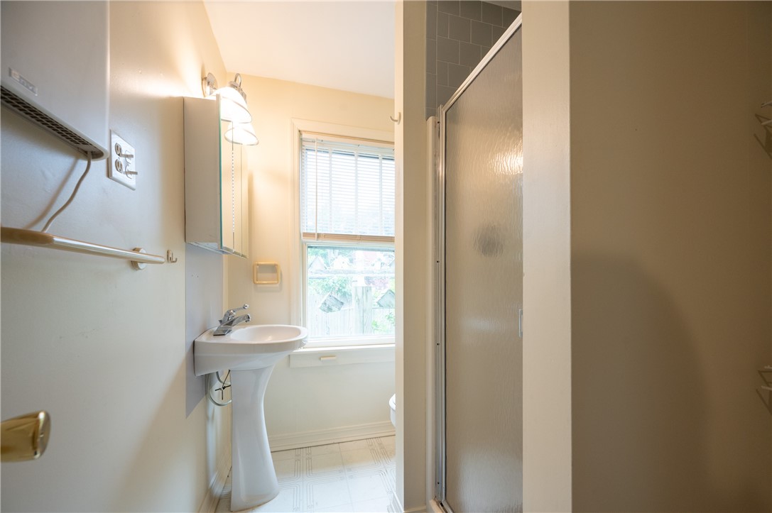 10 Hendricks Street South Kingstown, RI 02879 - Photo 13 of 49