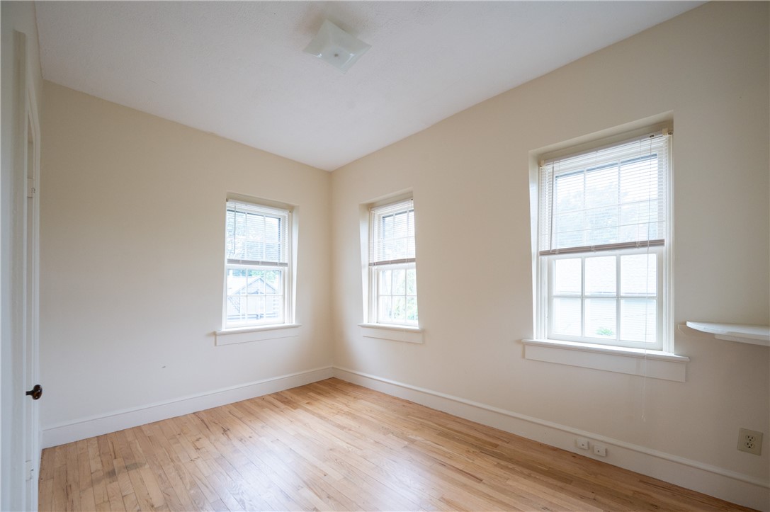 10 Hendricks Street South Kingstown, RI 02879 - Photo 32 of 49