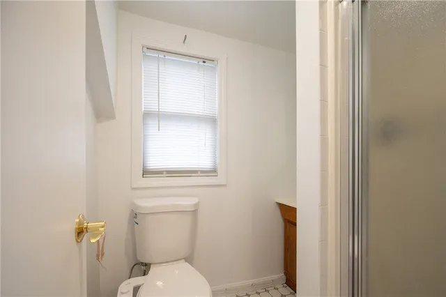 $975,000 | 10 Hendricks Street, South Kingstown, RI 02879