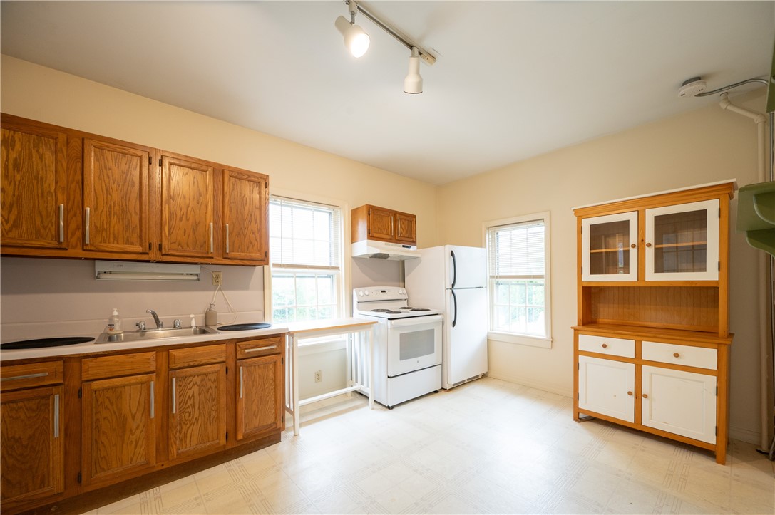 10 Hendricks Street South Kingstown, RI 02879 - Photo 10 of 49