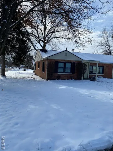 $125,000 | 924 Durley Street, Greenville, IL 62246