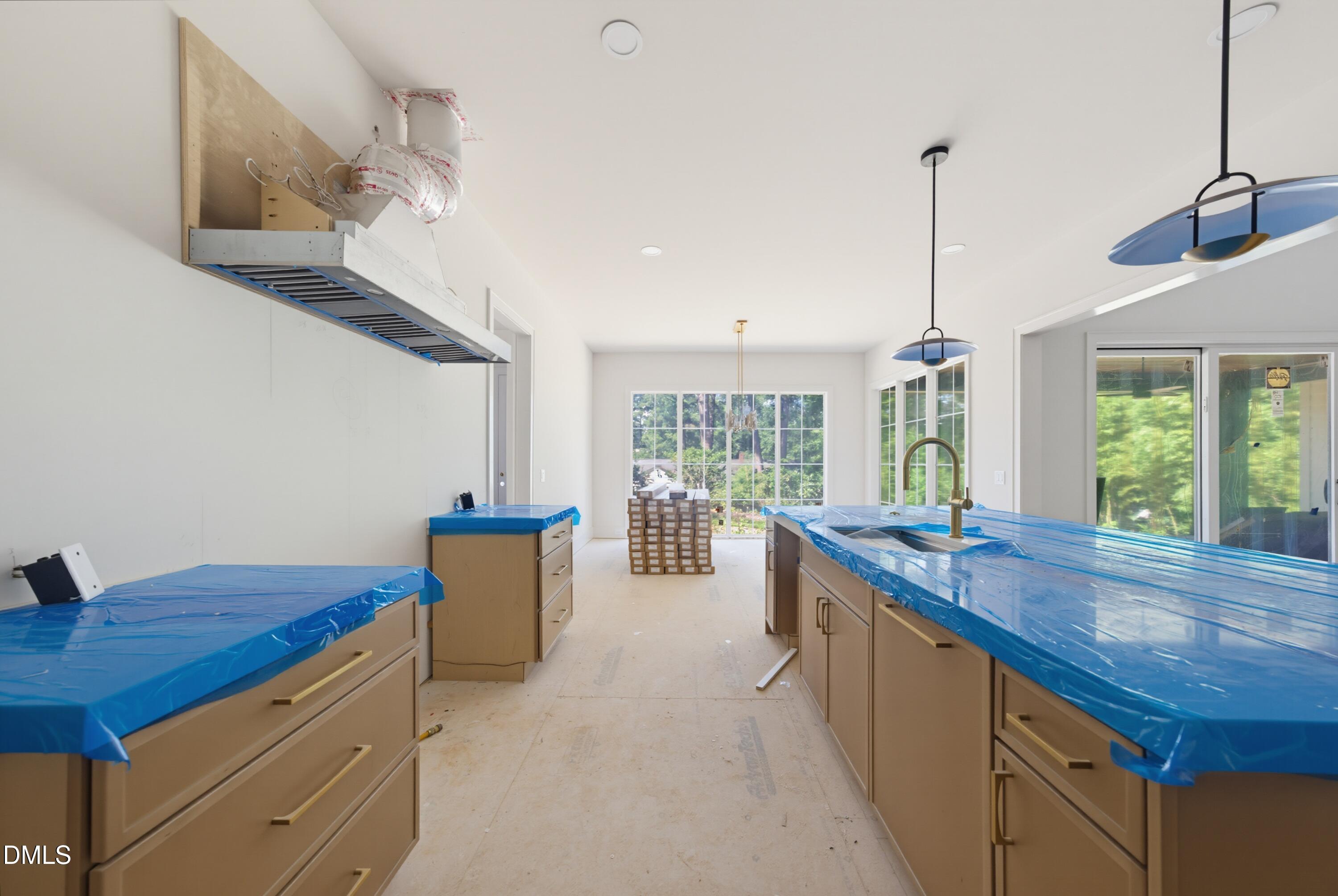 3422 Redbud Lane Raleigh, NC 27607 - Photo 8 of 54 DSC07203