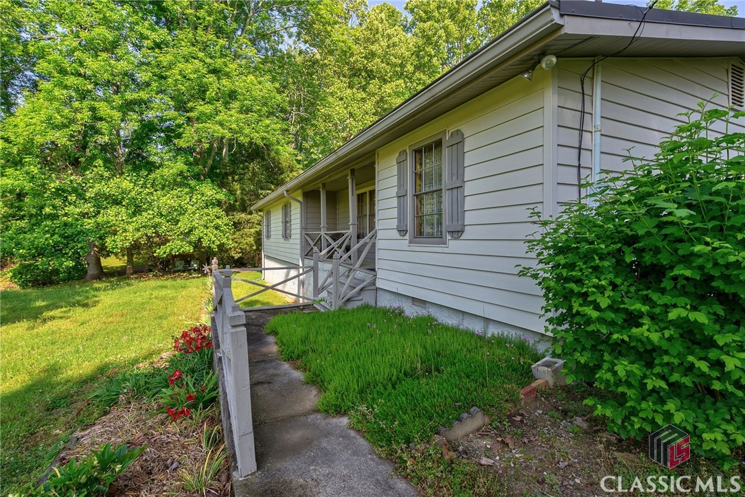 8270 Pendergrass Road Hoschton, GA 30548 - Photo 2 of 44 Gallery Image 2