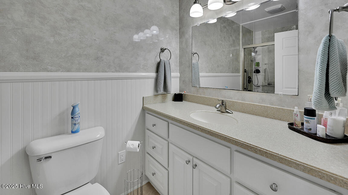 278 Woodstock Road Belhaven, NC 27810 - Photo 26 of 37 large vanity