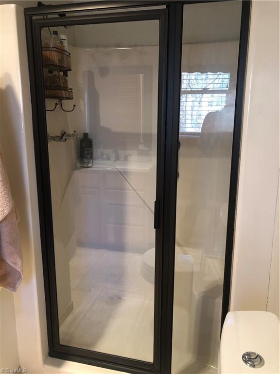 210 North County Home Road Lexington, NC 27292 - Photo 20 of 29 Nice walk in shower in master suite