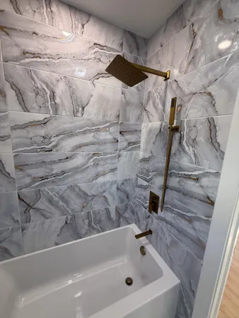 a bathroom with a bathtub