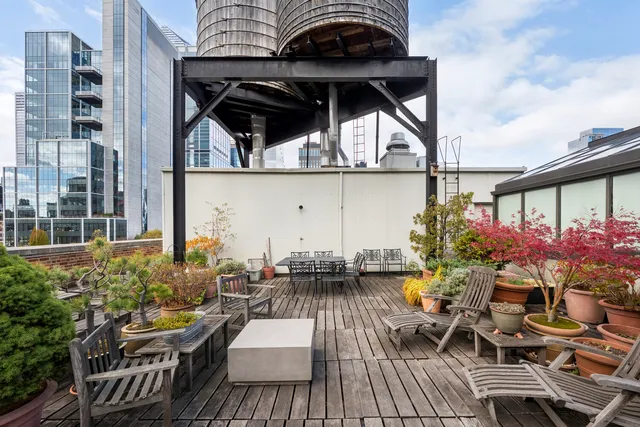 a view of entryway and workspace