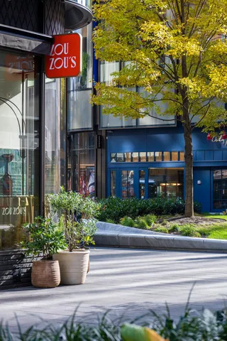 an outdoor view of the patio and dining space
