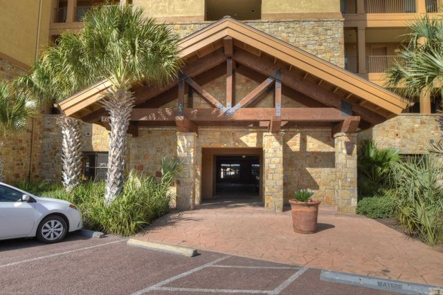 $694,000 | 101 West Bank, Unit 22, Horseshoe Bay, TX 78657