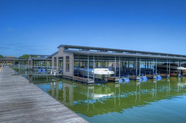 $694,000 | 101 West Bank, Unit 22, Horseshoe Bay, TX 78657