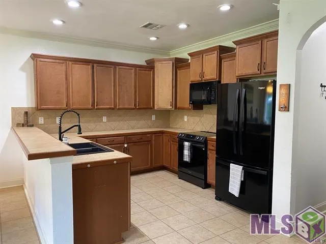 $1,850 | 13638 Cantebury Avenue, Denham Springs, LA 70726