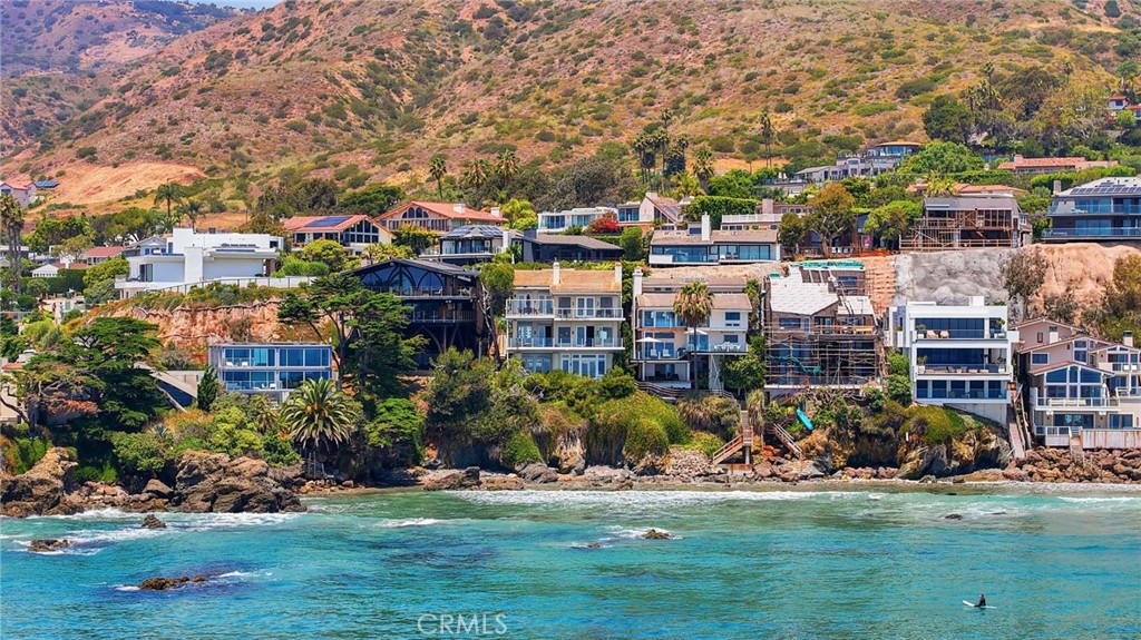 31532 Victoria Point Road Malibu, CA 90265 - Photo 2 of 44