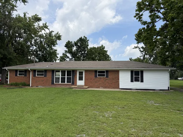 $299,900 | 1009 Due W Circle, Lafayette, TN 37083