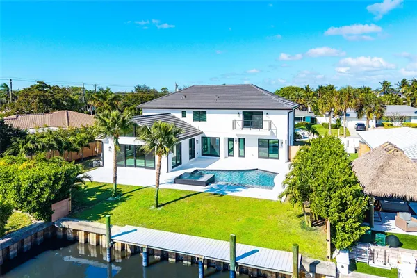 $4,950,000 | 8 Leeward Circle, Jupiter, FL 33469