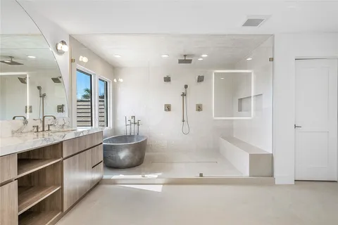 $4,950,000 | 8 Leeward Circle, Jupiter, FL 33469