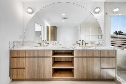 $4,950,000 | 8 Leeward Circle, Jupiter, FL 33469