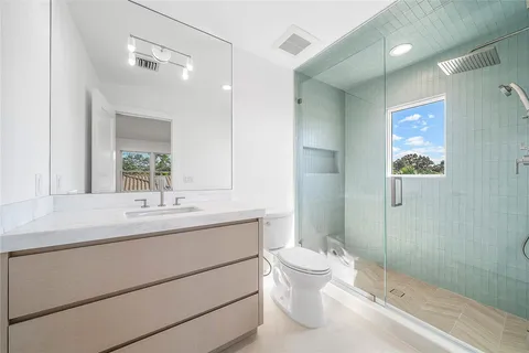 $4,950,000 | 8 Leeward Circle, Jupiter, FL 33469