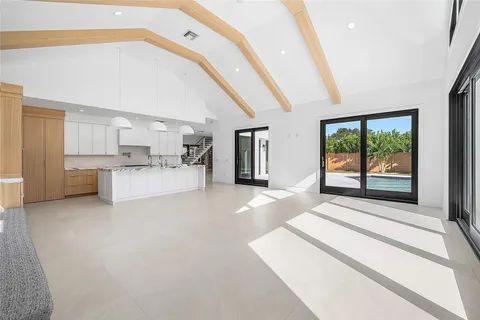 $4,950,000 | 8 Leeward Circle, Jupiter, FL 33469