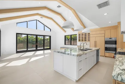 $4,950,000 | 8 Leeward Circle, Jupiter, FL 33469