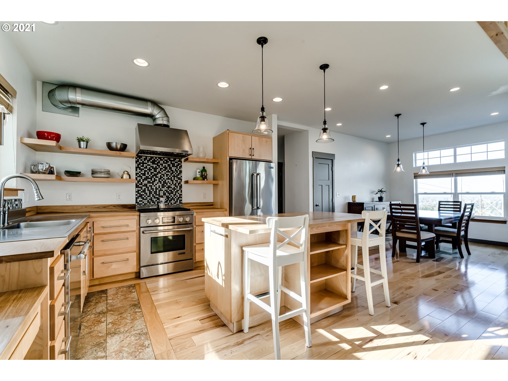3605 Snowberry Road Eugene, OR 97403 - Photo 13 of 32 Gallery Image 13